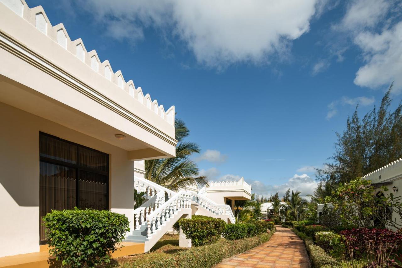 Moja Tuu The Luxury Villas & Nature Retreat Kiwengwa  Exterior photo