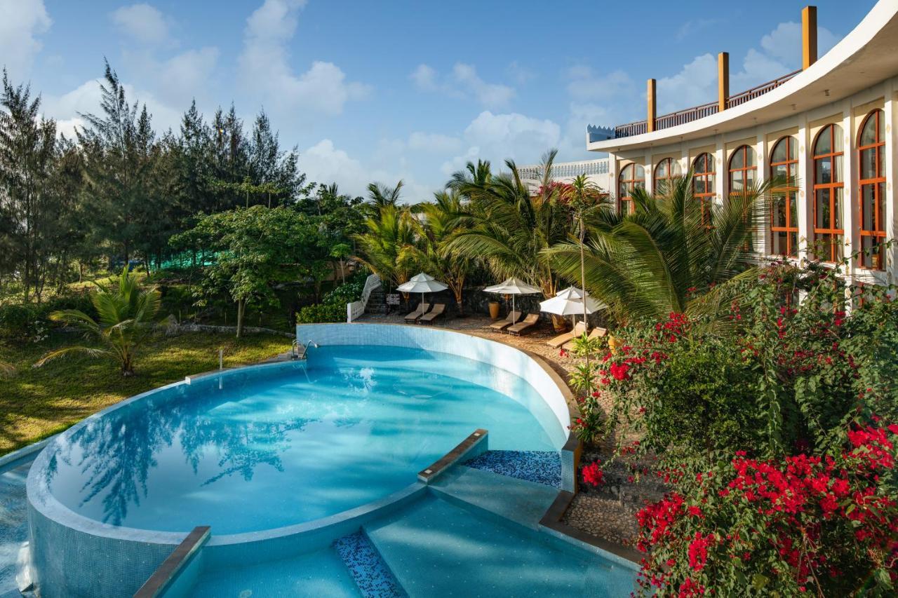Moja Tuu The Luxury Villas & Nature Retreat Kiwengwa  Exterior photo